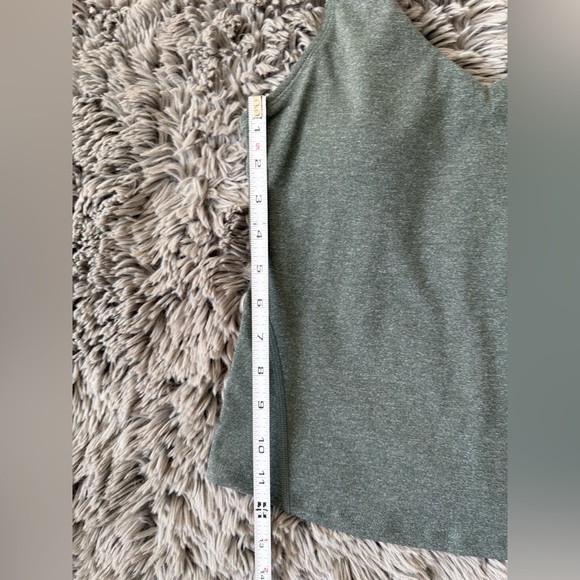 Pure Barre Tank Size Medium NWT - Picture 3 of 9